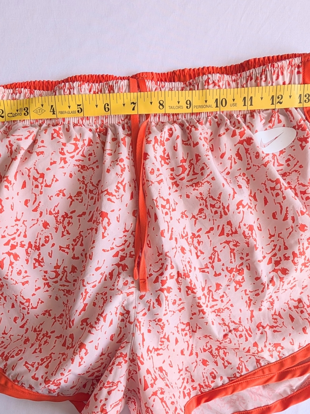 Nike Women’s Orange Print Running Shorts - Picture 5 of 6